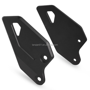 Protection de talon en aluminium pour moto <span class=keywords><strong>Kawasaki</strong></span> Z900RS 2017 2018 <span class=keywords><strong>2019</strong></span> 2020 2021 <span class=keywords><strong>Z</strong></span> <span class=keywords><strong>900</strong></span> <span class=keywords><strong>RS</strong></span> <span class=keywords><strong>Z</strong></span> 900RS Cafe Accessoires - Product Image 3
