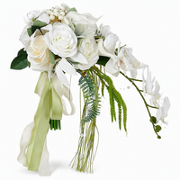 Bouquet de mariée cascade blanc et vert, bouquet de verdure sauvage, thème jungle, bouquet de fleurs artificielles en cascade pour mariage