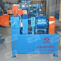 Séparateur de fils de pneus usagés pour ligne de recyclage de pneus, extraction des fils d'acier des bandes et des anneaux coupés