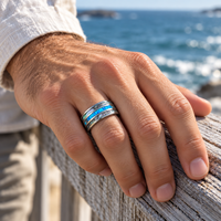 Bague de fiançailles JLM Factory Direct personnalisée en acier inoxydable électroplaqué triple incrustation opale bleue et coquille d'ormeau pour hommes et femmes