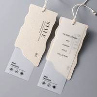 Étiquettes suspendues personnalisées écologiques et recyclables, finition gaufrée, cordon en papier, adaptées aux vêtements et chaussures, avec logo personnalisé et forme sur mesure