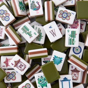 Luxury Modern Hand-Painted American Blue Acrylic <b>Mahjong</b> Tiles Custom Color 160pcs Durable Eco-Friendly Foldable Portable - Product Image 6