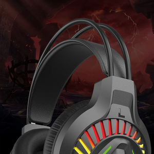 Casque de jeu Kakusiga circum-auriculaire avec microphone et éclairage RGB pour PC - Product Image 5