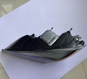 A66-01405-005 Faros Delanteros LED para Camiones Americanos, Repuestos para Camiones - Product Image 4