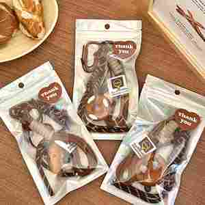 Llavero Duradero y Ligero con Forma de Pretzel de Dibujos Animados, Colgante Kawaii de Pan con Cordón para Mochilas, Teléfonos, Adolescentes y Niñas - Product Image 4