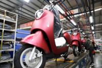 Ligne de production complète clé en main pour motos électriques, ligne d'assemblage automatique de motos électriques pour usine de motos électriques