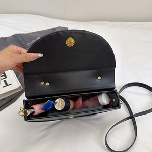 Grenzüberschreitende Personalisierte Allzweck-Satteltasche Modische Textil-Trendtasche Halbrunde Tasche Bonbonfarbene Alltags-Schultertasche - Product Image 4