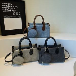 Sacs à main élégants et modernes, sacs fourre-tout pour femmes, sacs à main de haute qualité pour femmes, sacs à bandoulière pour jeunes femmes, sacs carrés grande capacité. - Product Image 1