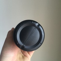 Bouteille en plastique cosmétique cylindrique ronde résistante aux produits chimiques, noire mate, 500 ml, 16 oz, vide, en HDPE, avec pompe à lotion