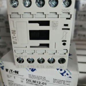 Contactor Eaton DILM12-01 24VDC de Funcionamiento por CC para Montaje en Riel DIN - Product Image 2