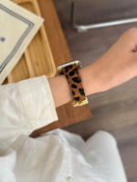 Cuir imprimé léopard pour Apple Watch Band Fermoir magnétique Saturne Bracelet Apple Watch Band pour 38 40 4142 44 45 46 49mm