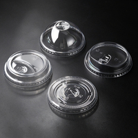 Couvercles en plastique PET transparents durables pour vente en gros, type dôme plat, 89/92/95/98mm, fermetures de bouteilles jetables écologiques pour boissons froides