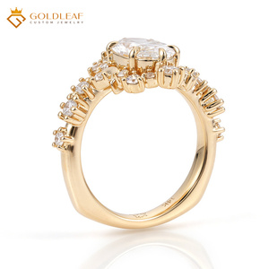 Bague de luxe multi-pierres en or 14 carats Goldleaf avec diamant ovale DEF VVS-VS de 2, 3 ou 4 carats, idéale pour un cadeau, un anniversaire, un mariage ou un usage quotidien. - Product Image 4
