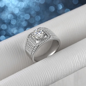 공장 가격 <span class=keywords><strong>1CT</strong></span> mens moissanite 반지 블루 블랙 컬러 힙합 moissanite 원석 925 스털링 실버 여성 고급 보석 선물 - Product Image 5