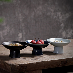 Ensemble de plateaux à fruits en céramique sur pieds hauts pour servir des collations à la maison 12cm 15cm 18cm - Product Image 2
