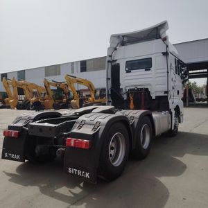 Camión Tractor Sitrak 6x4 Usado, Fabricado en 2024, Motor MAN de 460hp, Cabina Doble, en Venta - Product Image 4