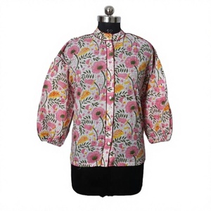 Robe trapèze en coton à imprimé floral vintage avec boutons en dentelle, chemisier à manches longues, taille naturelle, écologique, élégante et formelle - Product Image 1