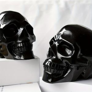 Prix d'usine en gros, crânes en obsidienne noire de style bohème, sculpture en cristal naturel pour décoration d'intérieur unique et cadeaux de vacances - Product Image 2