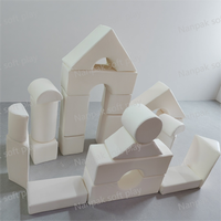 Château de Jeu Doux en Blocs pour Enfants, Équipement d'Amusement Intérieur/Extérieur, Blanc Beige Gris, Gym Sensoriel pour Tout-petits, Cubes de Château
