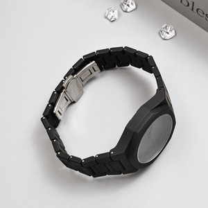 <span class=keywords><strong>Orologi</strong></span> al Quarzo da Coppia Semplici e alla Moda con <span class=keywords><strong>Cinturino</strong></span> in <span class=keywords><strong>Plastica</strong></span> e Numeri Arabi, Vendita all'Ingrosso Diretta dalla Fabbrica - Product Image 5