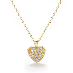Collana con Ciondolo a Cuore in Oro Giallo con Diamanti Incastonati, Stile Classico per Uso Quotidiano, Unisex con Catena a Maglia - Product Image 1