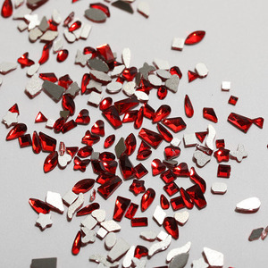 Rhinestone Kaca Bentuk Hati Merah untuk Nail Art, Mini, Bentuk Khusus, Flat Back, Ramah Lingkungan, Perhiasan Super Berkilau untuk Tahun Baru - Product Image 1