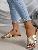 Sandales plates pour femmes à bout ouvert, avec bande tressée dorée métallique en cuir PU, ornements de perles, logo personnalisé, vente en gros