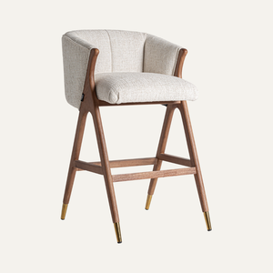 Taburete de bar Alden de teca, taburete de bar moderno de madera de teca con asiento tapizado – Muebles de bar comerciales de estilo nórdico - Product Image 1