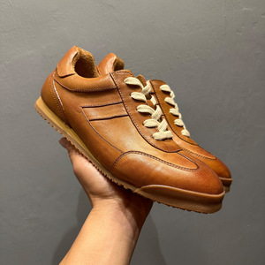 Chaussures bateau décontractées en cuir marron pour hommes, à talon bas, à lacets avant, couleur unie, légères - Product Image 3