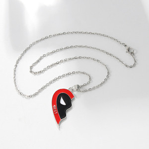 Colliers pendentifs en forme <span class=keywords><strong>de</strong></span> cœur Wolverine Best Friends, accessoires dérivés du film Deadpool - Product Image 3