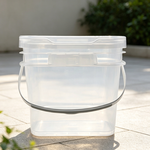 Cubo de Plástico PP Transparente Cuadrado con Asa y Tapa Sellada, Seguro para Alimentos, para Jardinería, Camping y Almacenamiento de Agua al Aire Libre - Product Image 1