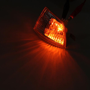 Par de luces direccionales ámbar para Ford Focus, para reemplazo o reparación - Product Image 3