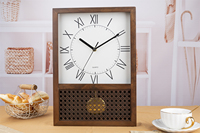 Horloge à pendule de style rétro antique avec chiffres romains pour la maison ou le bureau