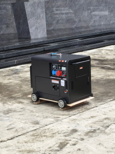 Generador diésel portátil silencioso <span class=keywords><strong>de</strong></span> 10kw 10kva trifásico insonorizado - Product Image 4