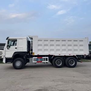 Remorque à benne basculante HOWO TRANE blanche d'occasion avec échelle et réflecteurs de sécurité, 3 essieux, pour le transport de marchandises lourdes - Product Image 2