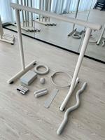 Tapis de yoga ovale en caoutchouc naturel PU, marque privée, avec accessoires de Pilates et barres de barre, incluant poids de cheville et haltères