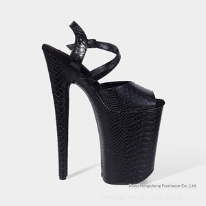 Escarpins sexy à plateforme imperméable de 23 cm avec bout ouvert, semelle extérieure en caoutchouc, doublure en peluche courte artificielle, pour boîte de nuit, défilé et <span class=keywords><strong>pole</strong></span> <span class=keywords><strong>dance</strong></span> - Product Image 3