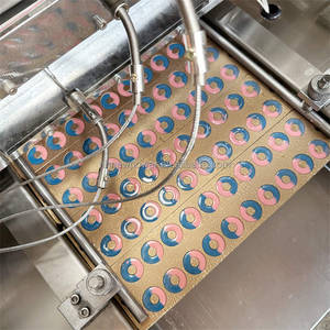 Remplissage d'ours gommeux de haute qualité faisant la Machine gelée fruits gélatine bonbons chocolat déposant doux 3D ligne de production de bonbons prix - Product Image 6