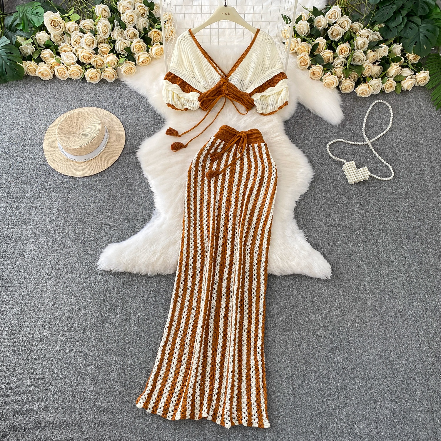 épine lace knit & pleats skirt set up épine lace knit & pleats skirt set up Knit Top and Pleated