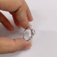 Bague de fiançailles en argent pur S925 avec moissanite couleur D, testeur de diamant VVS1, conçue par Ye Tengzhi pour les bijoux de mariage féminins