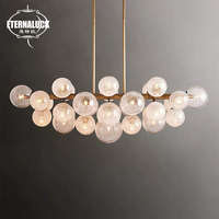 Lustre suspendu rectangulaire moderne pour restaurant et bar, avec boules de verre, lampe suspendue sphérique ronde en cristal