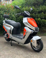 Factory Price Direct Sales New XT5 Streetbike Hot Selling Scooter Rear Disc CKD Price 2000w Electric Motorcycles for Adults