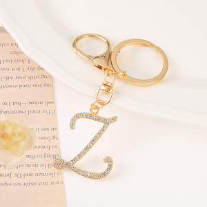Porte-clés en alliage de zinc tendance, style européen, 26 lettres anglaises, strass, pendentif pour sac, breloques - Product Image 6