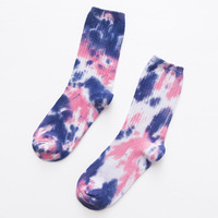 1688 Acheter Agent Acheter Vêtements Accessoires En Gros Mode Tie Dye Chaussettes
