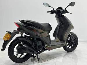 <span class=keywords><strong>Piaggio</strong></span> Typhoon SR MOTA RD150 Premium - Modello Originale con Finitura Verniciatura Originale, Motore 150cc, Velocità Massima >80km/h - Product Image 1