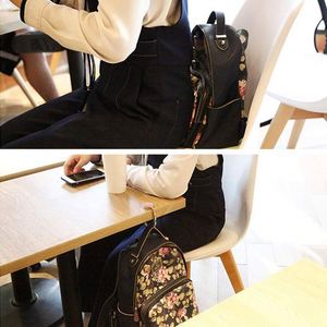 Porte-sac pliable personnalisé avec logo, crochet de table coloré en cristal pour sac à main - Product Image 4