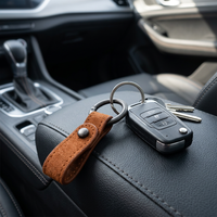 Porte-clés en cuir PU de haute qualité, alliage de zinc, vente en gros, pour anniversaires, fête des pères, cadeaux d'affaires