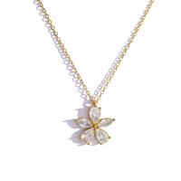 Collier en acier inoxydable de mode exquise avec fleur en zircon, pendentif plaqué or 18 carats pour femmes