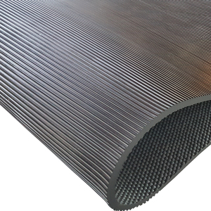 プレミアムラバーカウマット、ヘビーデューティー厩舎用床材マットロール（牛、酪農場、馬小屋用） - Product Image 3