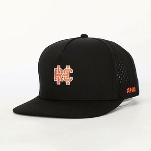 Casquette Snapback Hip-Hop Noire Personnalisée à 5 Panneaux avec Logo Brodé, Casquette de Sport à Visière Plate avec Trous Découpés au Laser, Vente en Gros - Product Image 2